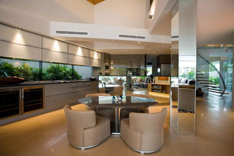 25 Witta Circle - Perths Hotel 6