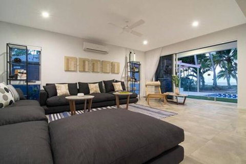Tenterfield On Oak - Perths Hotel 5