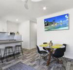 Beachcomber Holiday Units - Perths Hotel