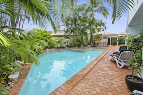 Rimini Holiday Apartments - Perths Hotel 0