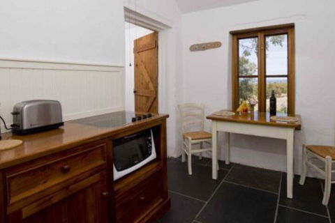 Brooklands Heritage B & B - Perths Hotel 6