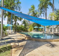 Riverview Tourist Village - Perths Hotel