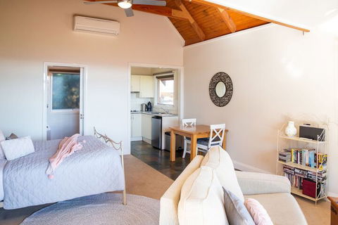 Vivere Retreat - Perths Hotel 2