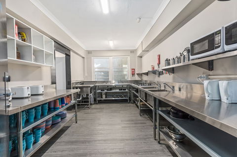 Ady's Place Backpackers - Perths Hotel 6