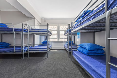 Ady's Place Backpackers - Perths Hotel 1