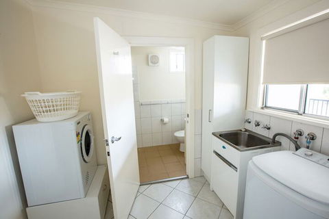 Smith Street Cottage Naracoorte - Perths Hotel 5