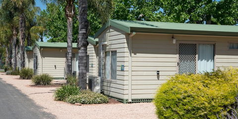 Berri Riverside Holiday Park - Perths Hotel 0