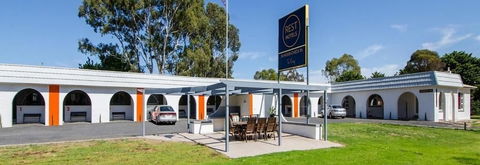 Rest Motels Naracoorte - Perths Hotel 2