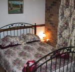 Twilight Grove Farm - Perths Hotel