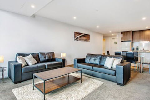 MJ Shortstay Southbank Grande Apartments - Perths Hotel 7