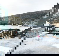 Cedar Creek 2 - Perths Hotel