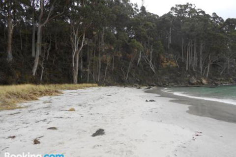 Bruny Ocean Cottage - Perths Hotel 5