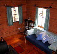 Wombat Cabin - Perths Hotel