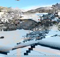 Jagungal 2 - Perths Hotel