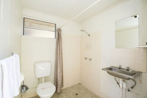 Secura Lifestyle The Lakes Townsville - Perths Hotel 7