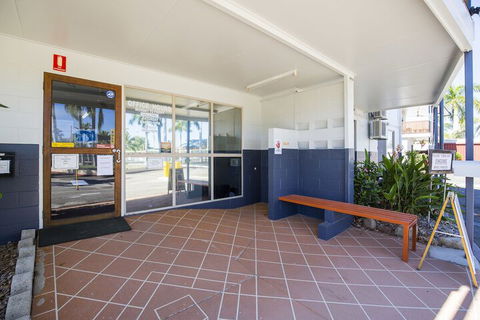 Secura Lifestyle The Lakes Townsville - Perths Hotel 4