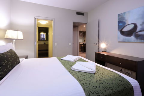 AKOM AT Docklands - Perths Hotel 5