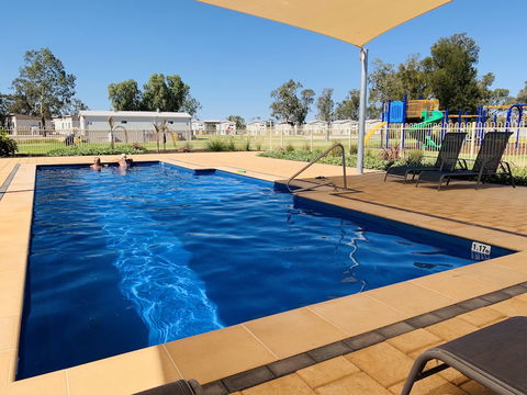 Waikerie Holiday Park - Perths Hotel 6