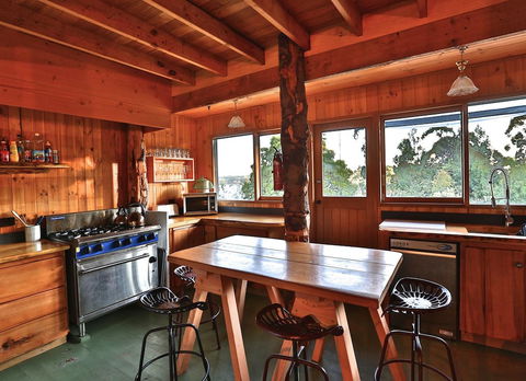 Bruny Island Lodge - Perths Hotel 1