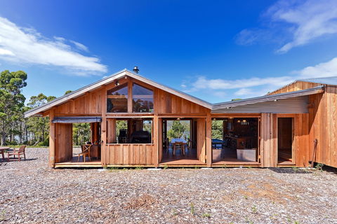Bruny Island Lodge - Perths Hotel 0