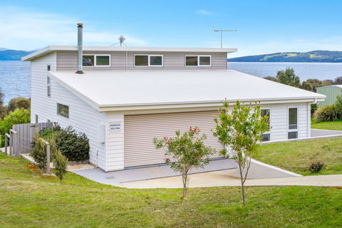 Manfield Seaside Bruny Island - Perths Hotel 0