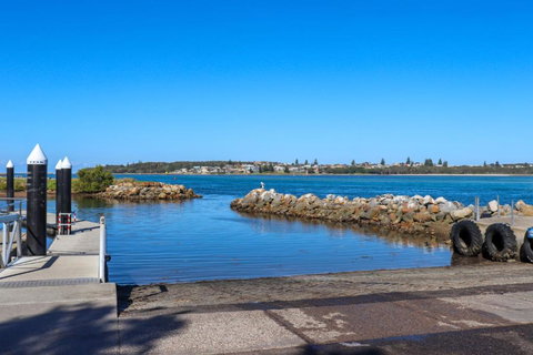 Blacksmiths Sea Breeze - Perths Hotel 2