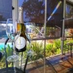 Blacksmiths Sea Breeze - Perths Hotel 0