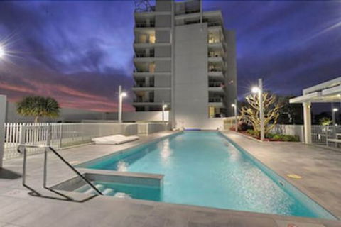 Seapoint 109 - Perths Hotel 0
