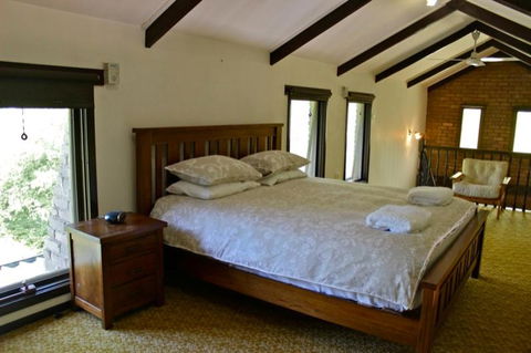Kaighins Place - Perths Hotel 6