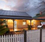 Rawsons Retreat Five Bedroom Home Walk CBD Includes Breakfast - Perths Hotel