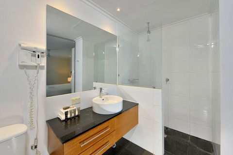 Sea Side 508 - Perths Hotel 7