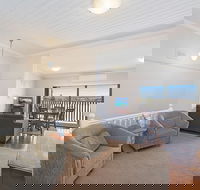 Newcastle Short Stay Apartments - Vista Apartment - Perths Hotel