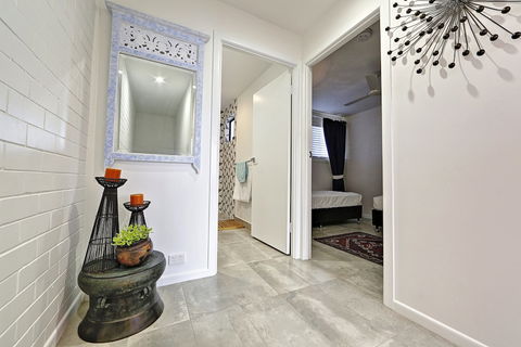 ZEN Beach Retreat - Perths Hotel 5