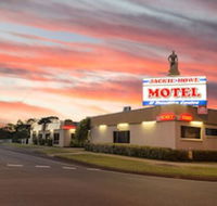 MAS Country Jackie Howe Motel