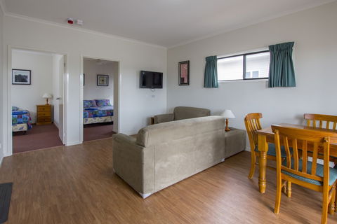 Sundowner Cabin And Tourist Park - Perths Hotel 4
