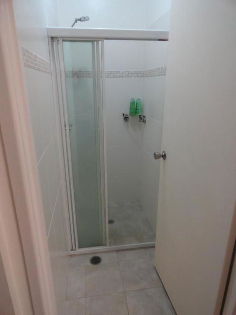 Cleveland B & B Private Studio Room - Perths Hotel 6