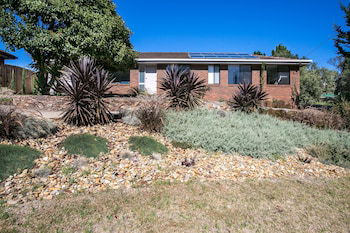 Fairhills - Beautifully Styled - Perths Hotel 0