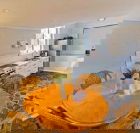 Downtime - Perths Hotel
