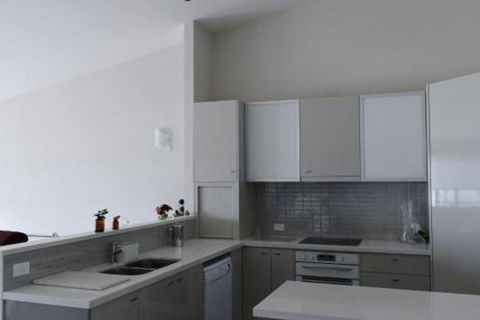 Caseys Beach Retreat - Perths Hotel 2