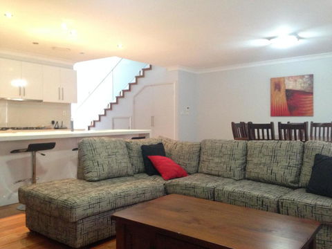 Griffith Prestige Apartments - Perths Hotel 2