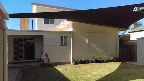 City Holiday Home Mildura - Perths Hotel 3