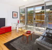 Port Melbourne Executive Living - Perths Hotel