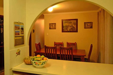 Nulla Nulla Farm Retreat - Perths Hotel 4