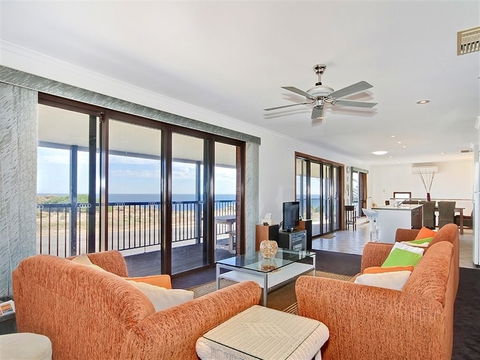 Beach House At Moana - Perths Hotel 5