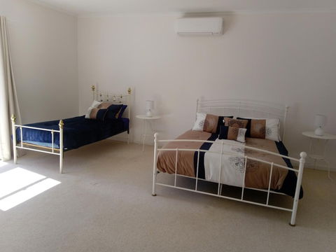 Hilltop Escape B&B - Perths Hotel 4