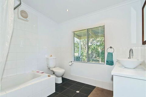 Boat House - Perths Hotel 4