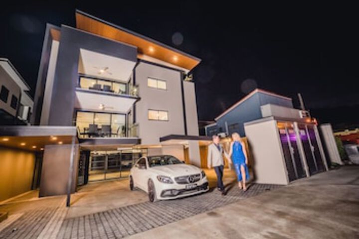 Mount Gravatt East QLD Perths Hotel