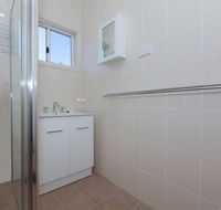 Pacific Units Unit 2 94 Magnus Street - Perths Hotel
