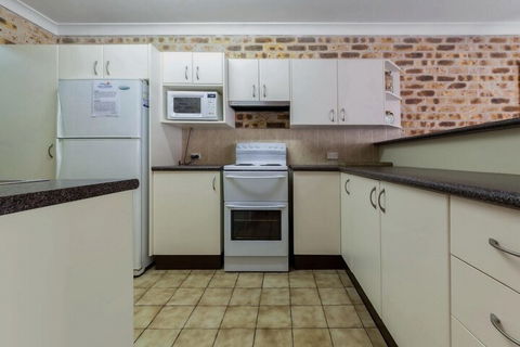 Bay Parklands Unit 50 / 2 Gowrie Avenue - Perths Hotel 6