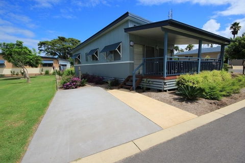 Reflections Holiday Parks Urunga - Perths Hotel 1